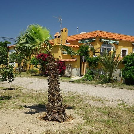 Villa Cristian El Largo ภายนอก รูปภาพ